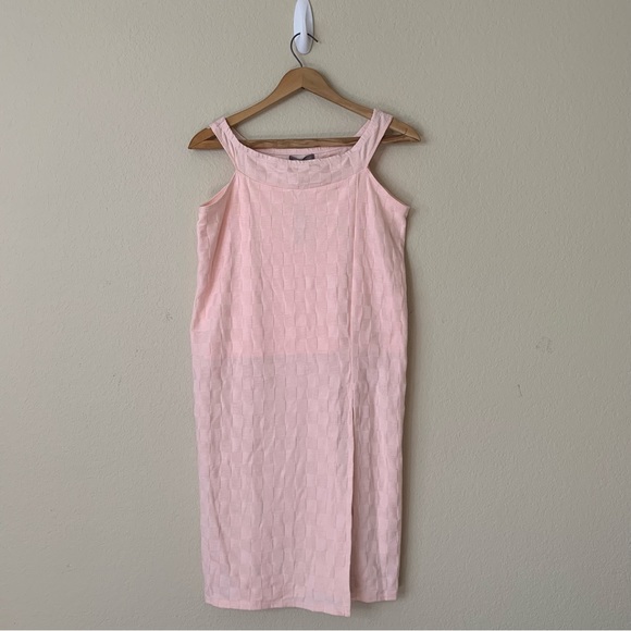 Urban Outfitters NWT Pink Sleeveless Checkered Woven Dress Size Medium Leg Slit - Picture 8 of 8